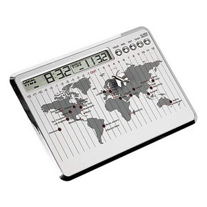 Фото Часы с картой мира. Перемещая самолет по карте мира, можно узнать время в 16 крупнейших городах (серый)