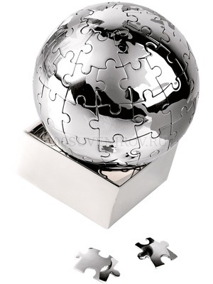 Фото Головоломка «Земной шар» в виде паззлов на магните (серебристый, серый)