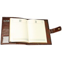 Ежедневник на заказ Совершенство  Giulio Barca (Джулио Барка) в обложке из натуральной кожи, формат А5+, датированный, с золотым обрезом. 