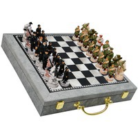 Шахматы «День победы» и настольная игра