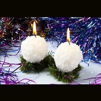 Декоративная свеча «Снежок»