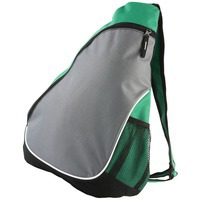 Зеленый рюкзак треугольной формы на одно плечо с одним отделением и 1 сетчатым карманом. 