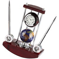 Настольный прибор «Сенатор»: часы с глобусом, две ручки на подставке и деревянный подарок на годовщину