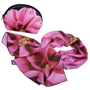 Фото Набор «Георгин»: косметичка и шарф (розовый, черный)