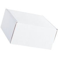 Картинка Коробка Medio, белая от известного бренда Сделано в России