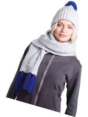 Фото Вязаный комплект синий из шерсти G шарф и шапка, меланж c фурнитурой