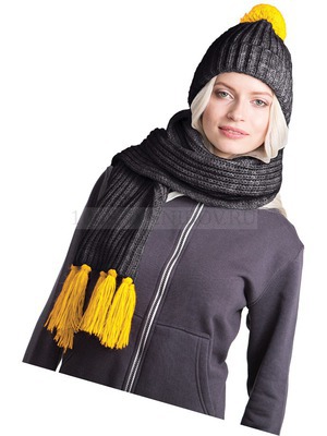 Фото Вязаный комплект желтый из акрила G шарф и шапка, антрацит c фурнитурой