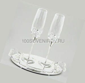 Фото Свадебные бокалы-сувенир 44004 на подносе с хрусталиками сваровски, набор 2 шт (серебро)