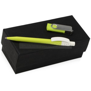 Фото Пластиковый подарочный набор UMA MEMORY с ручкой и флешкой