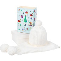 Теплый комплект Winter Fantasy: белая шапка, белый шарф большими помпонами.