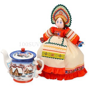 Фото Подарочный набор Деревенские вечера: кукла на чайник, чайник заварной с росписью (кремовый, красный, разноцветный)