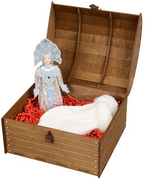 Фото Подарочный набор Новогоднее настроение: кукла-снегурочка, варежки (белый, голубой, красный, коричневый)