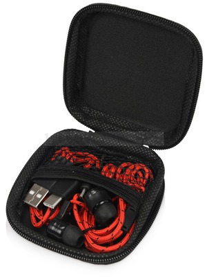 Фото Набор In motion с наушниками и зарядным кабелем 3 в 1 (красный)