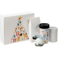 Новогодний набор Mug Snug с термокружкой, чаем, пряниками и новогодней свечой.