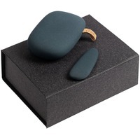 Набор электроники PEBBLE UNIVERSAL, большой в подарочной коробке: зарядник 7800 mah в виде камня, флешка 32 Гб в виде камня.