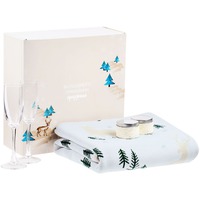 Подарочный новогодний набор ALAND с бокалами для шампанского, пледом с елками и оленями, ароматическими свечами в коробке с ложементом и наполнителем. Уютный подарок для зимних вечеров!