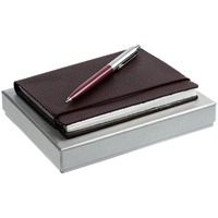 Бизнес-набор Convex Mini: красивый бордовый блокнот А6 с серебристым обрезом, бордовая ручка под гравировку или тампопечать.