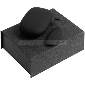 Фото Набор электроники CAUSEWAY 2.0: зарядник 7800 мАч и флешка Type-C, USB 3.0, 16 ГБ, в виде камня, черный. Поставляется в подарочной коробке. Предусмотрено нанесение логотипа на коробку, на флешку, на зарядник. 