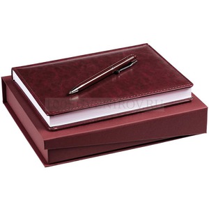 Фото Бизнес-набор NEBRASKA DUO: недатированный ежедневник, ручка в тон в подарочной коробке с ложементом, бордовый