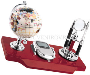 Фото Настольный прибор «Маврикий»: глобус, часы-калькулятор, ручка, лупа, нож для бумаги (коричневый,серебристый)